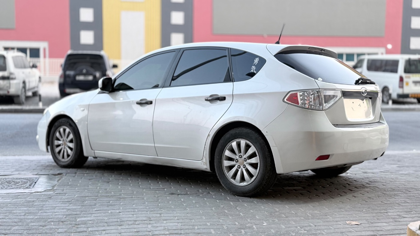 2010 Subaru Impreza sport 2.0 photo 2