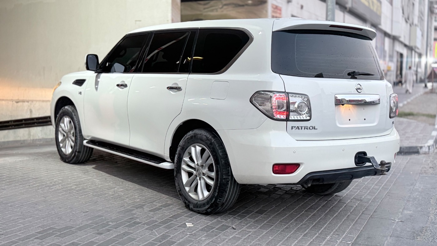 2013 Nissan Patrol photo 6