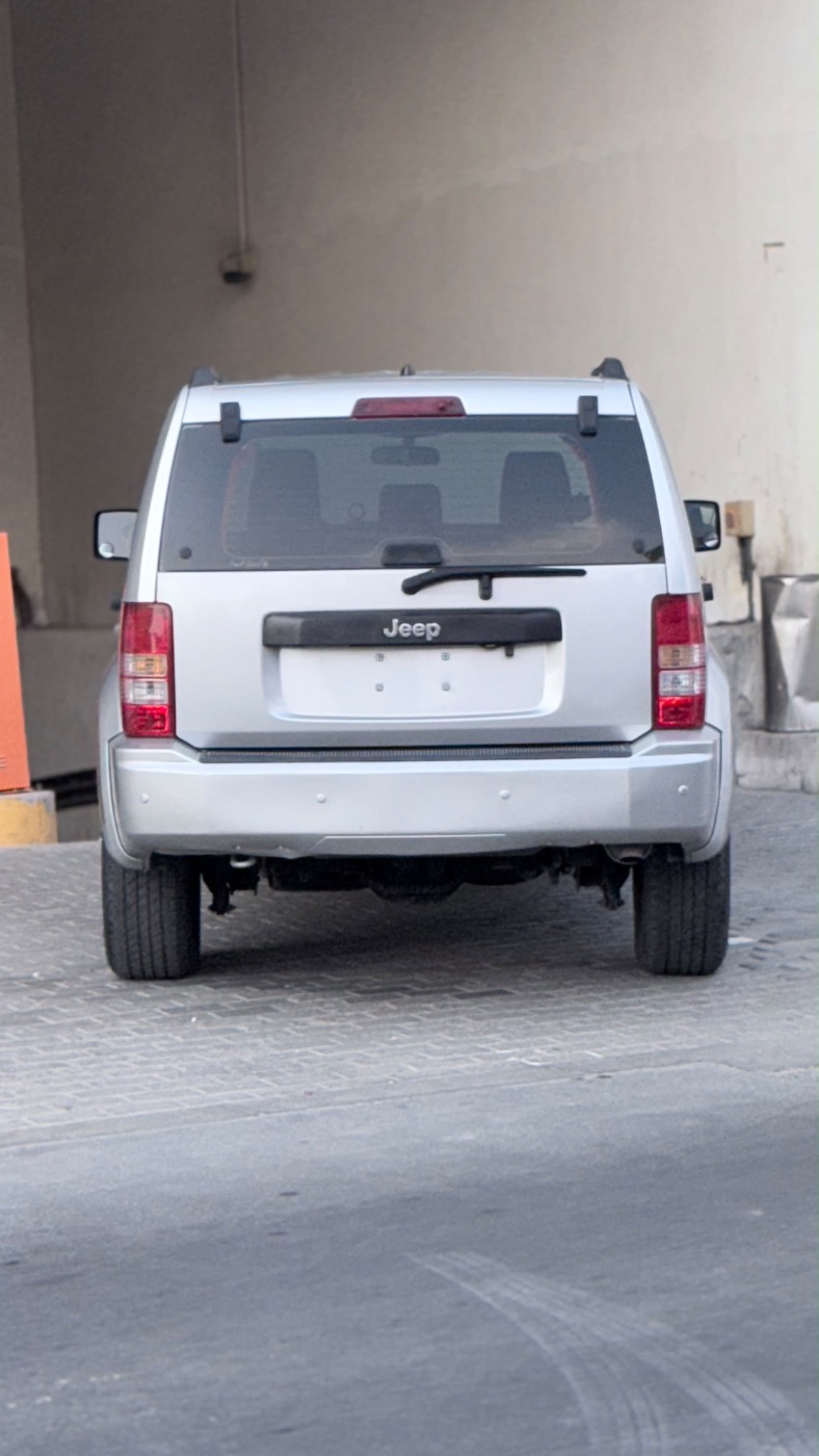 2009 Jeep Cherokee photo 5