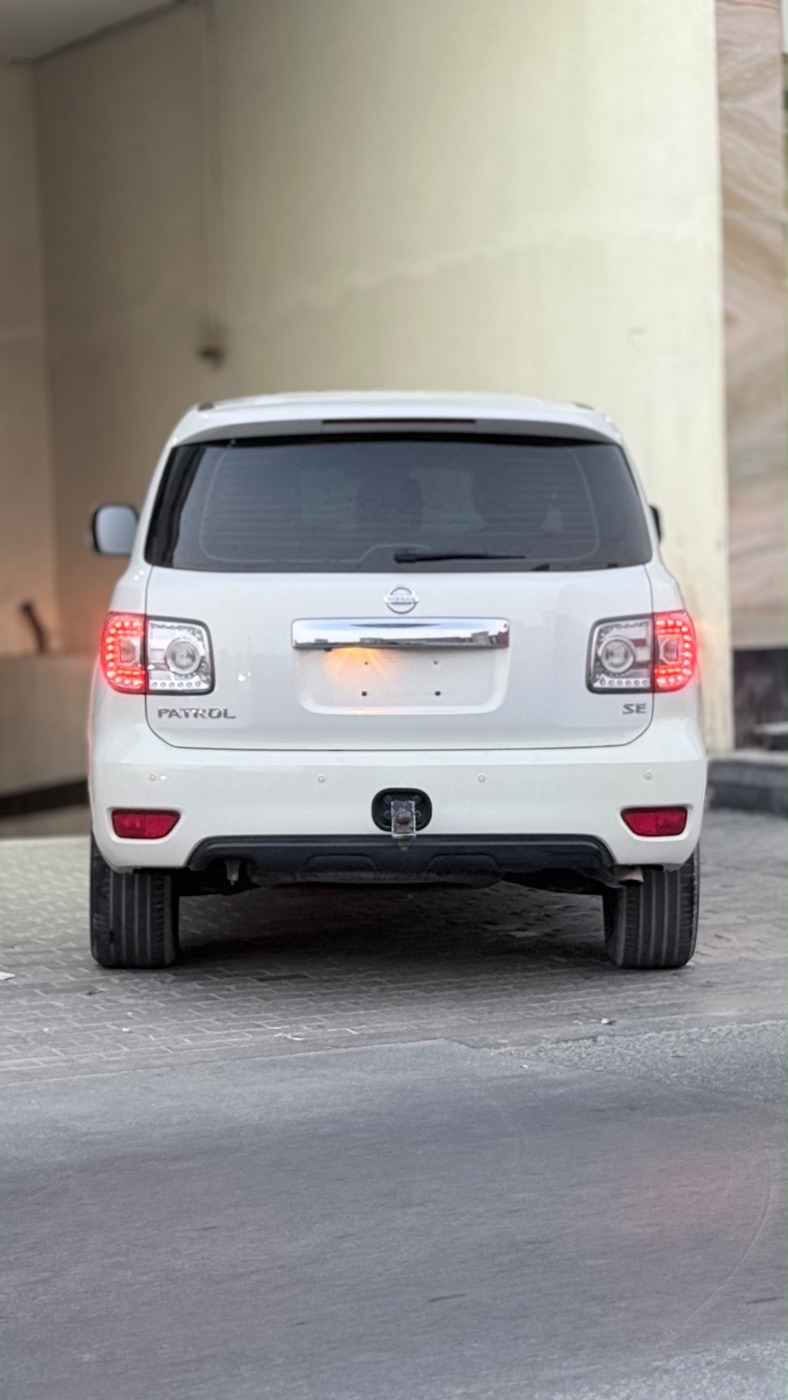 2013 Nissan Patrol photo 2