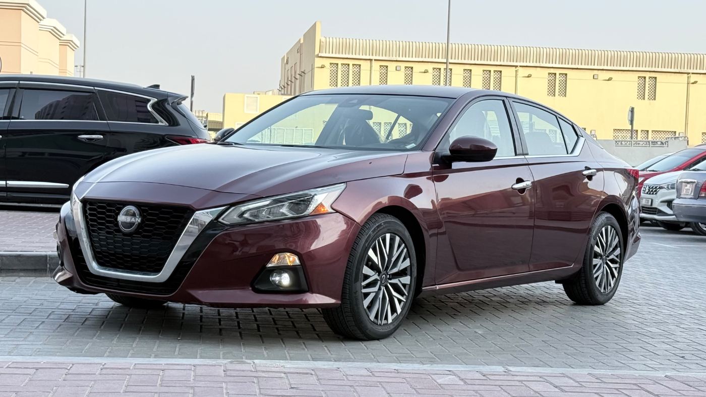 2023 Nissan Altima photo 8