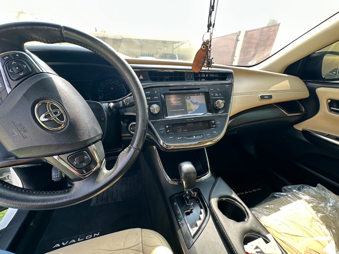 2017 Toyota Avalon photo 11