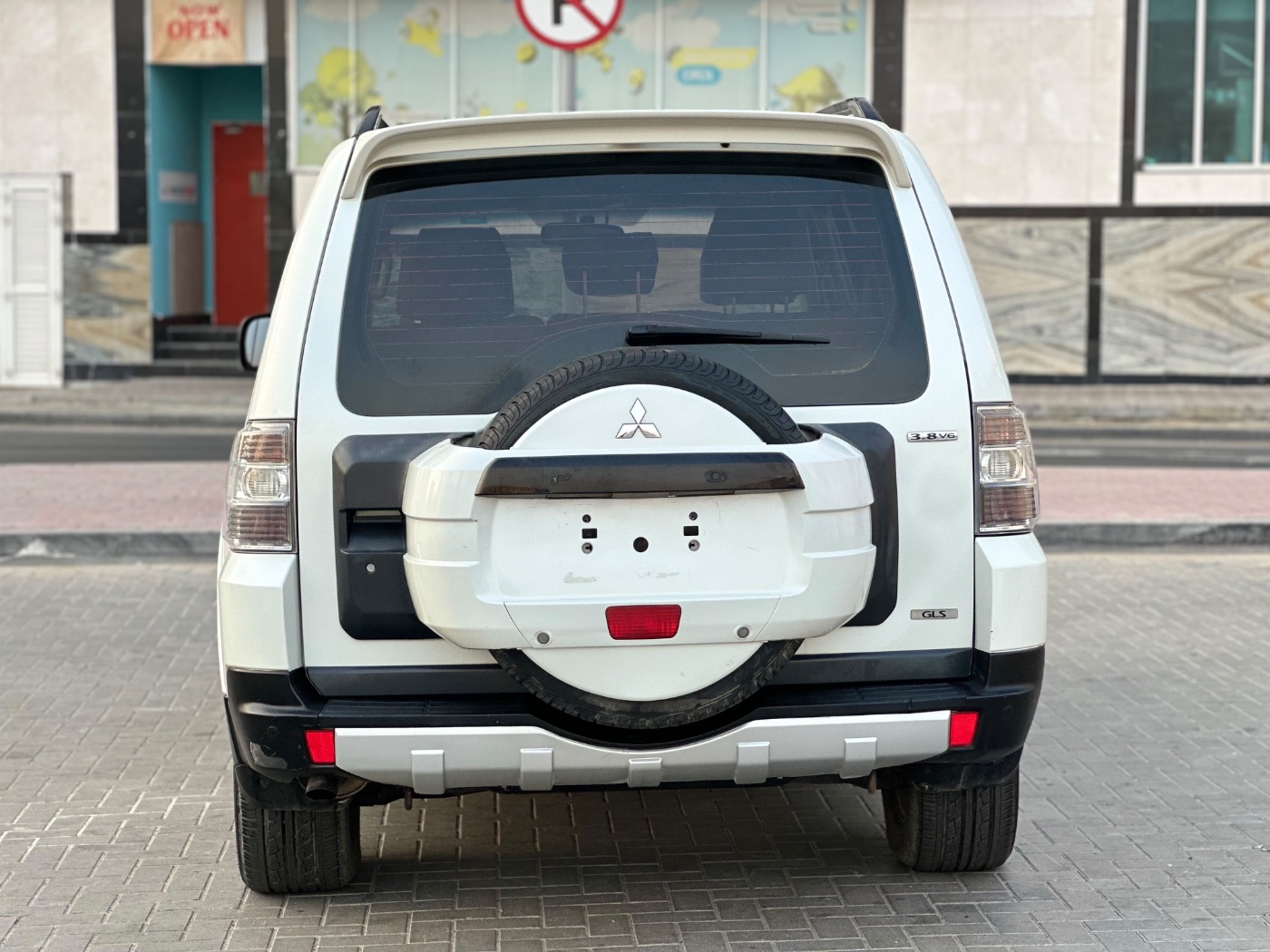 2008 Mitsubishi Pajero full option photo 14