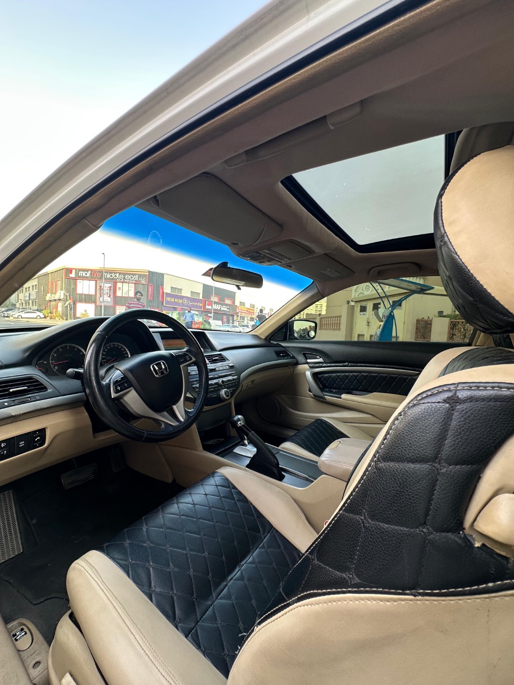 2009 Honda Accord photo 3