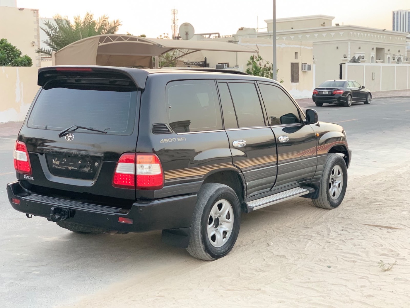 2002 Toyota Land Cruiser photo 4