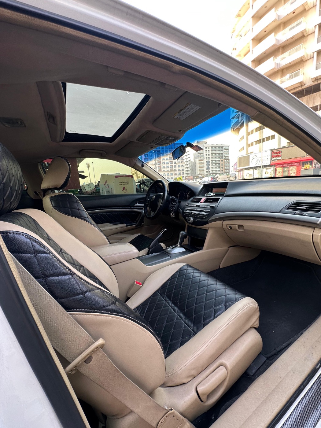 2009 Honda Accord photo 8