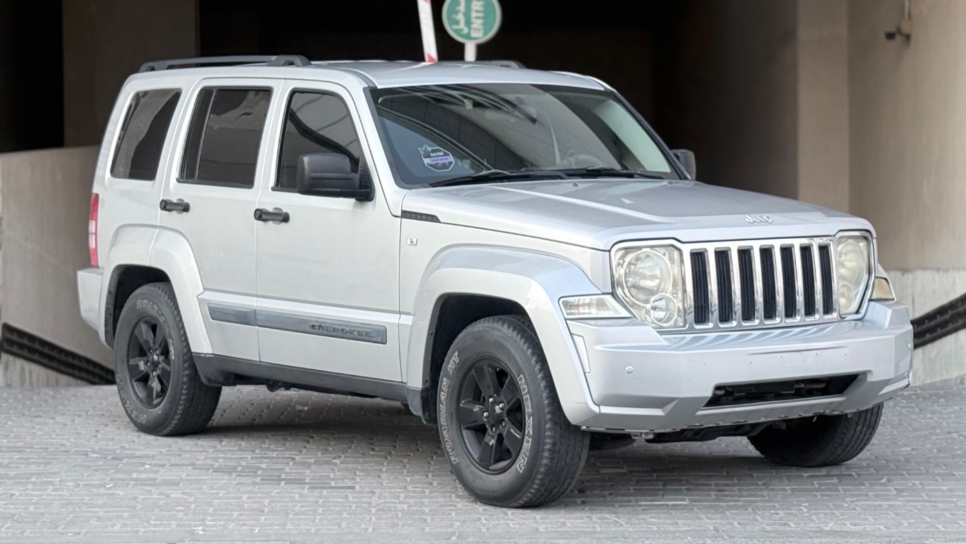 2009 Jeep Cherokee photo 1