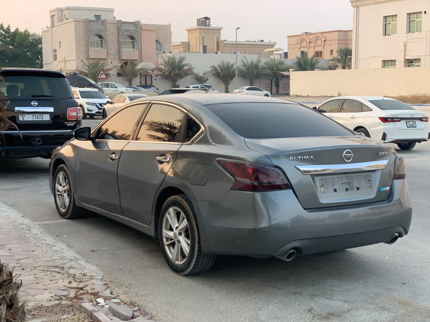 2015 Nissan Altima photo 3