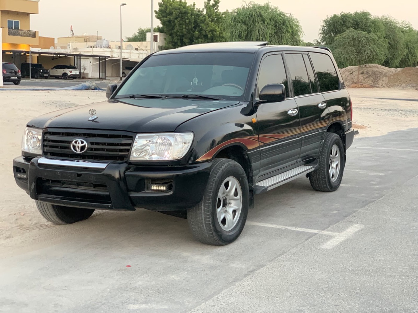 2002 Toyota Land Cruiser photo 1