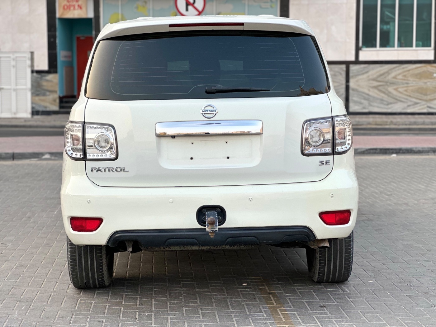 2013 Nissan Patrol photo 3