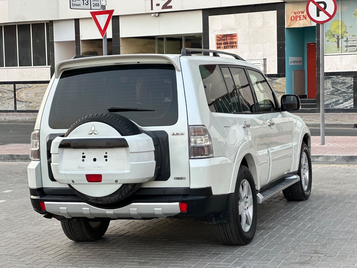 2008 Mitsubishi Pajero full option photo 13
