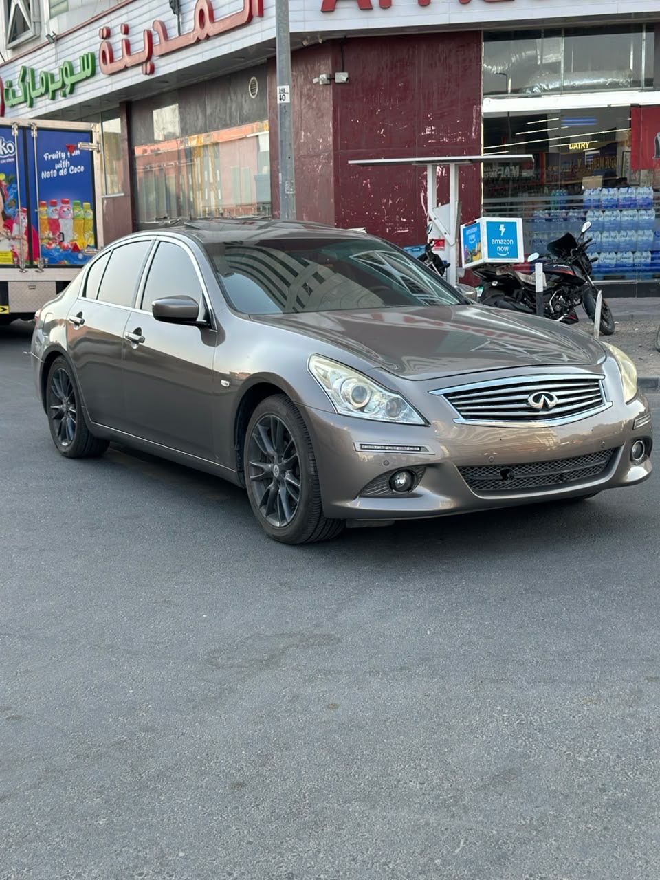 2013 Infinity G25s photo 2