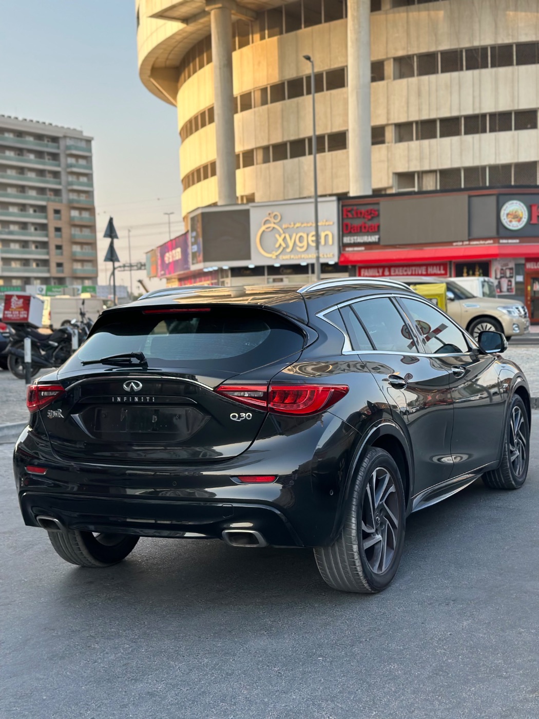 2019 Infinity Q30 photo 9