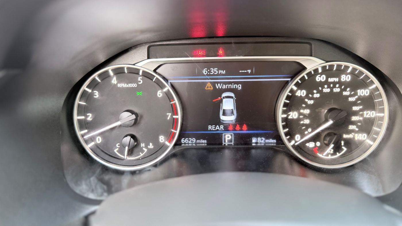 2023 Nissan Altima photo 6